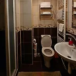 Lingulas - Cosy On Sancova Street, With Free Parking Apartament Bratysława